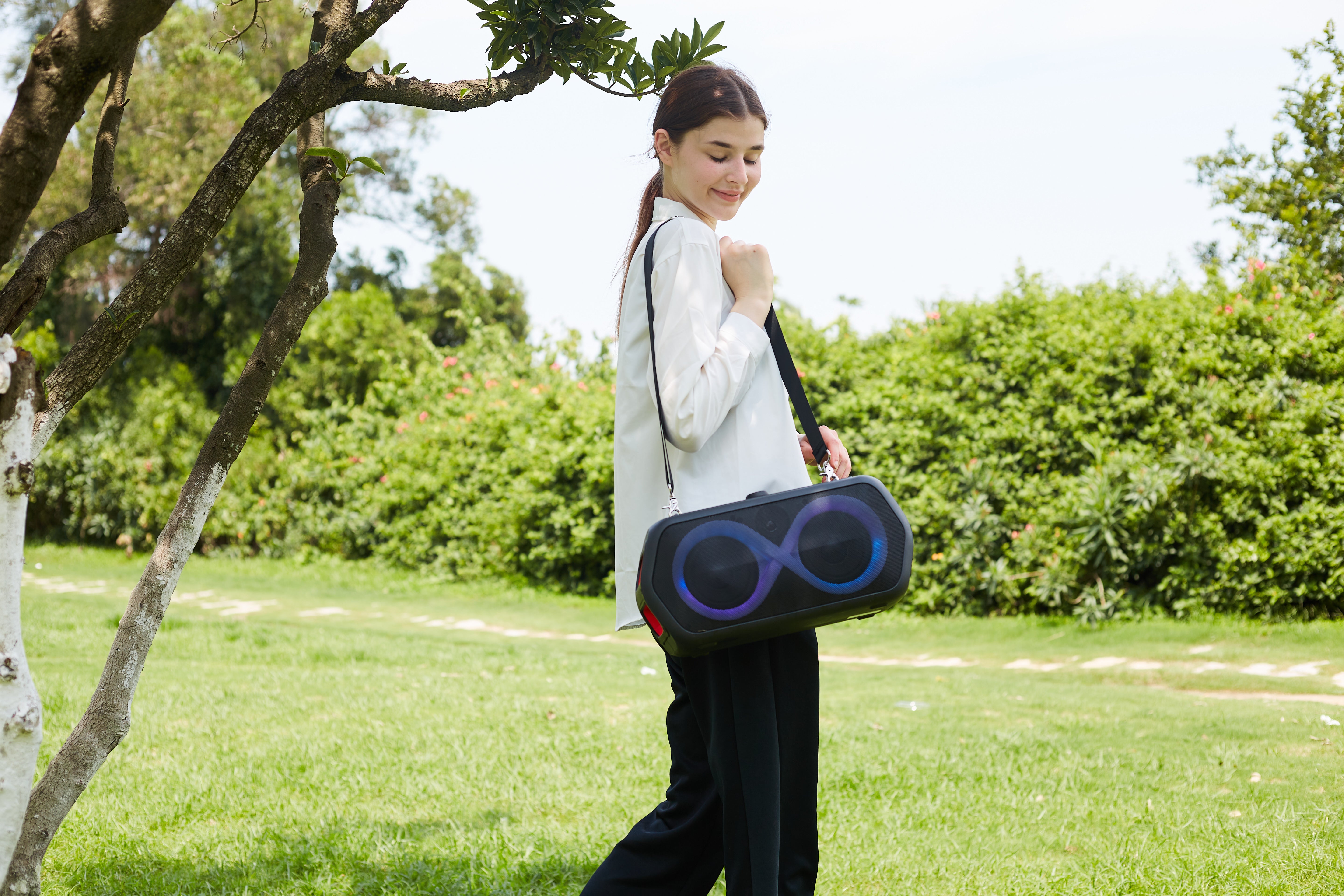 MONSTER PARTY SPEAKER MUSICBOX GO AVEC 2 MICROPHONES