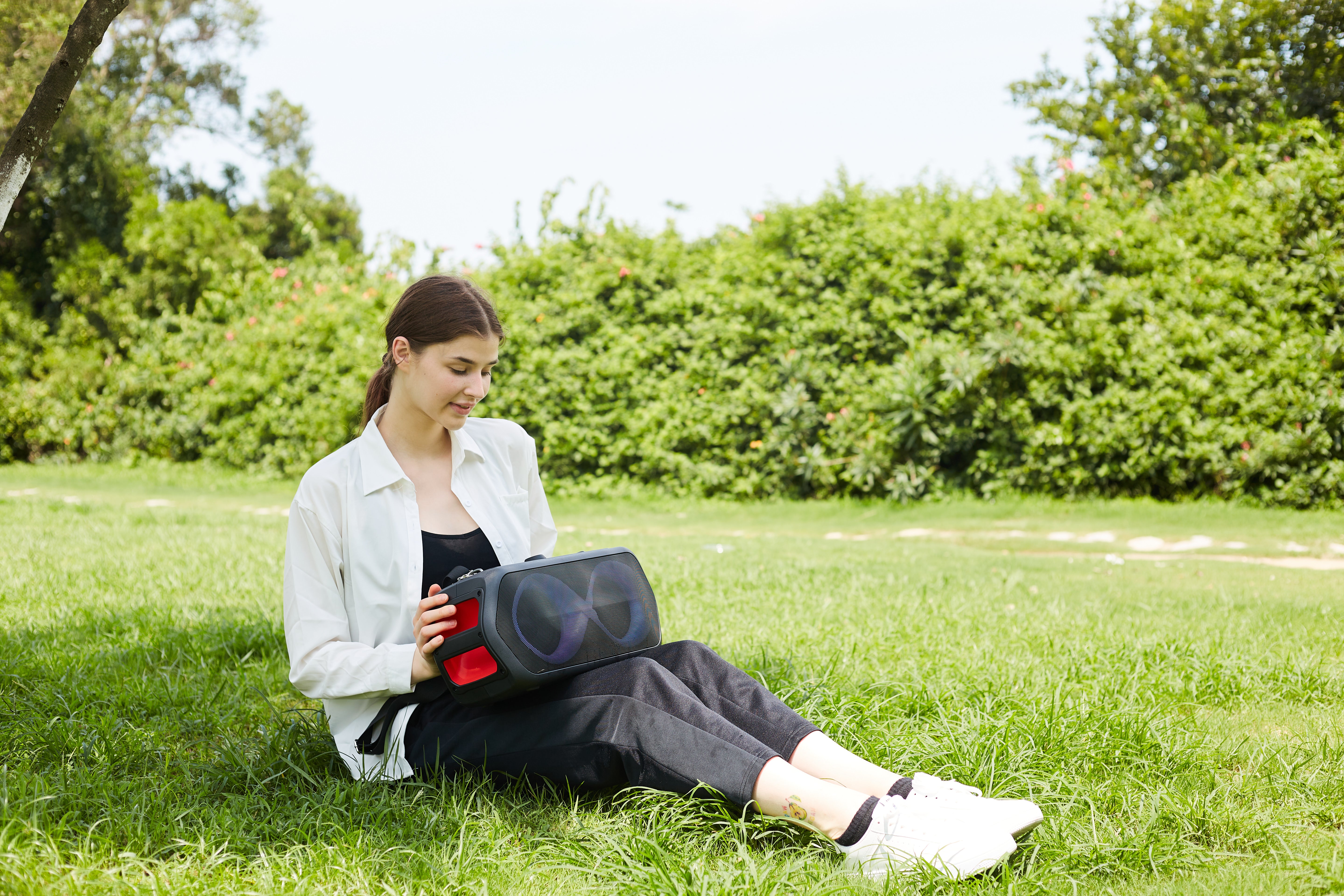 MONSTER PARTY SPEAKER MUSICBOX GO AVEC 2 MICROPHONES